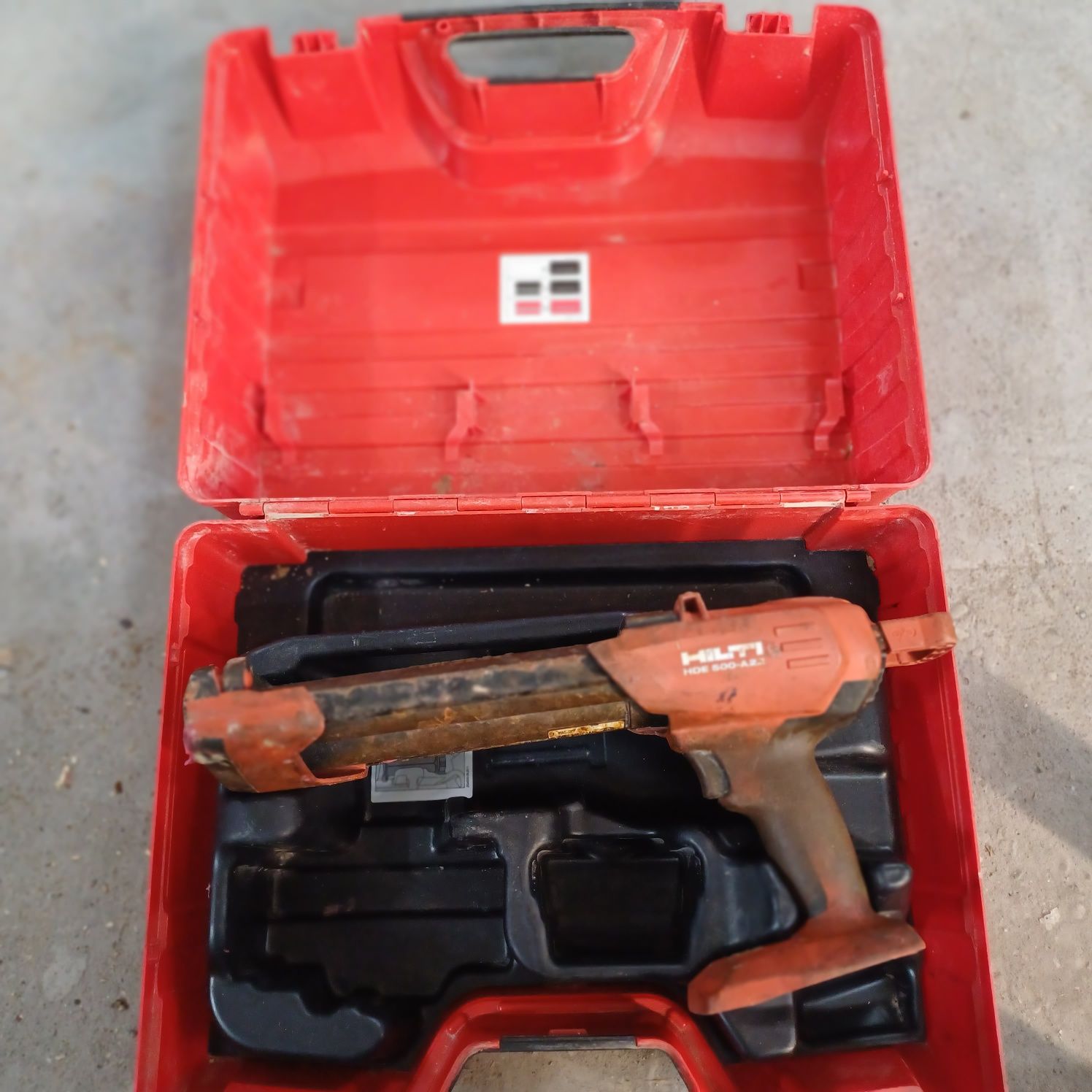 Pistol Hilti ancora himica