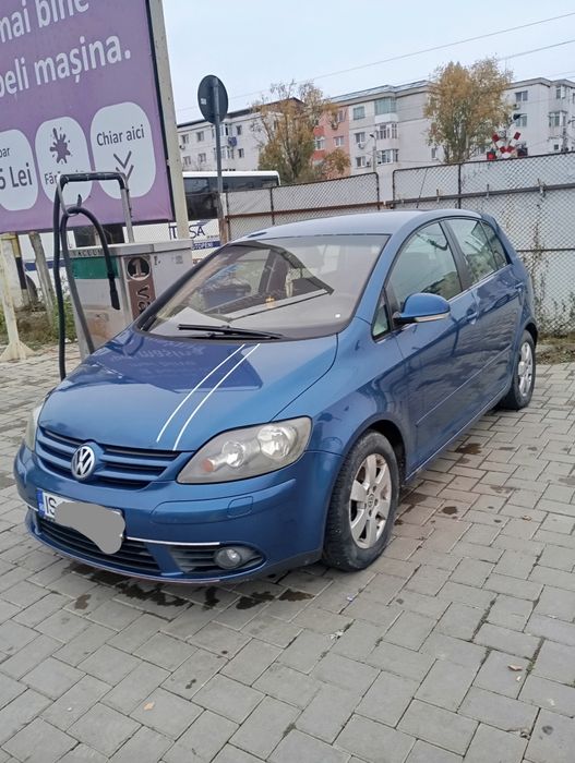 Vând Golf plus 5 1.9