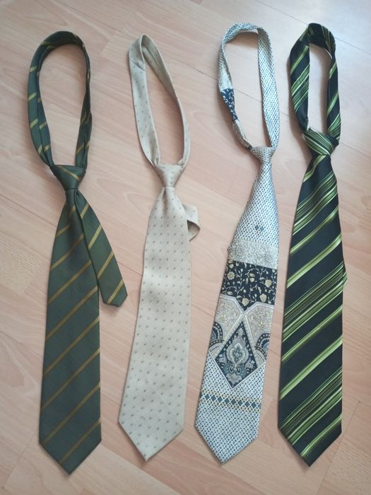 Продам галстуки мужские