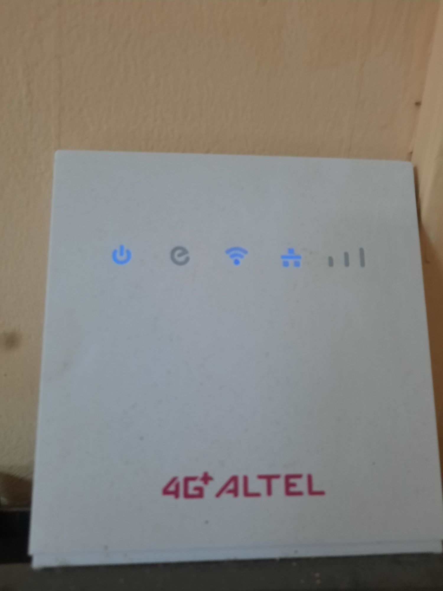 Продам Альтел 4G интернет многофункциональный можно подключить видеона