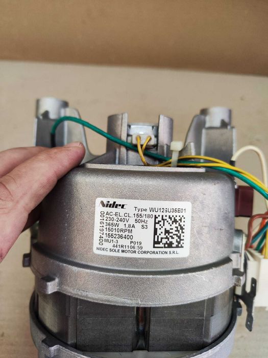 motor 6 pini masina de spalat Electrolux EWS 31074 NU / R22