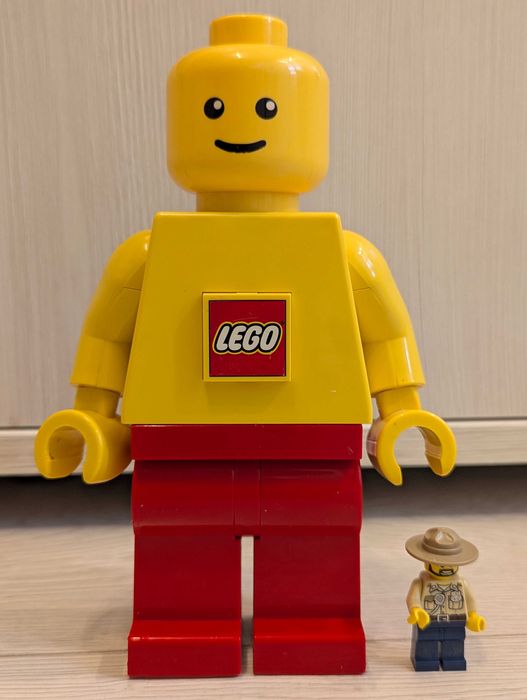 Lego голяма минифигура - фенерче