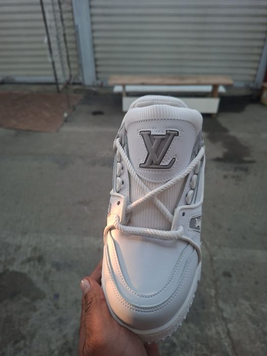 Louis Vuitton skate ultimate verificare colet