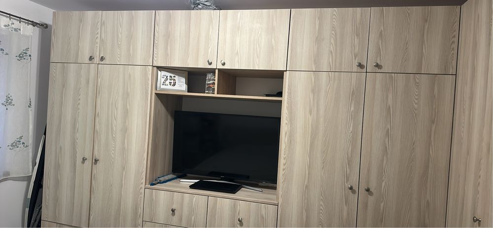 Vand mobila dormitor