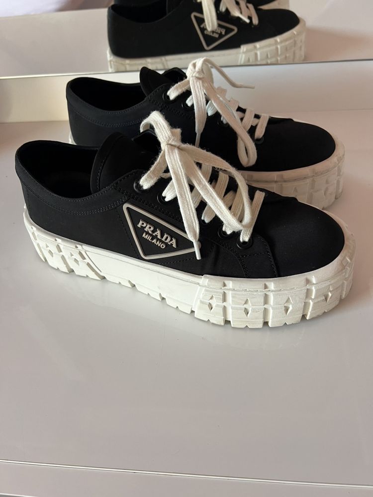 Prada кецове черни