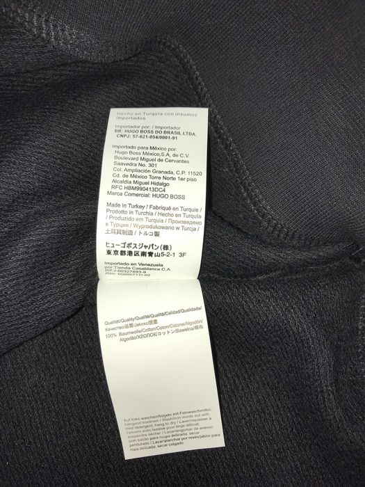 Hugo Boss, блуза, оригнална, черна Размери: M и L