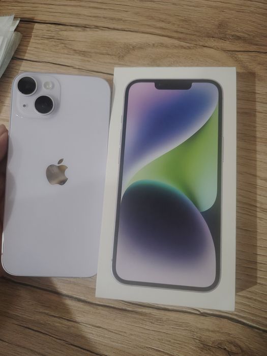 Продам iPhone 14