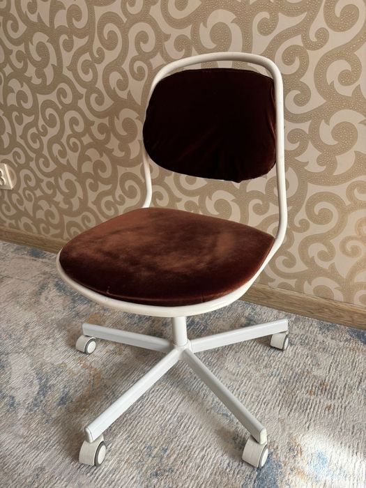 Стул для школьника, Ikea