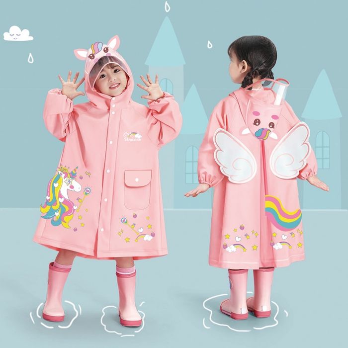 Дождевик и сапоги