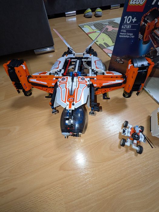 LEGO Tehnic Naveta Spatiala