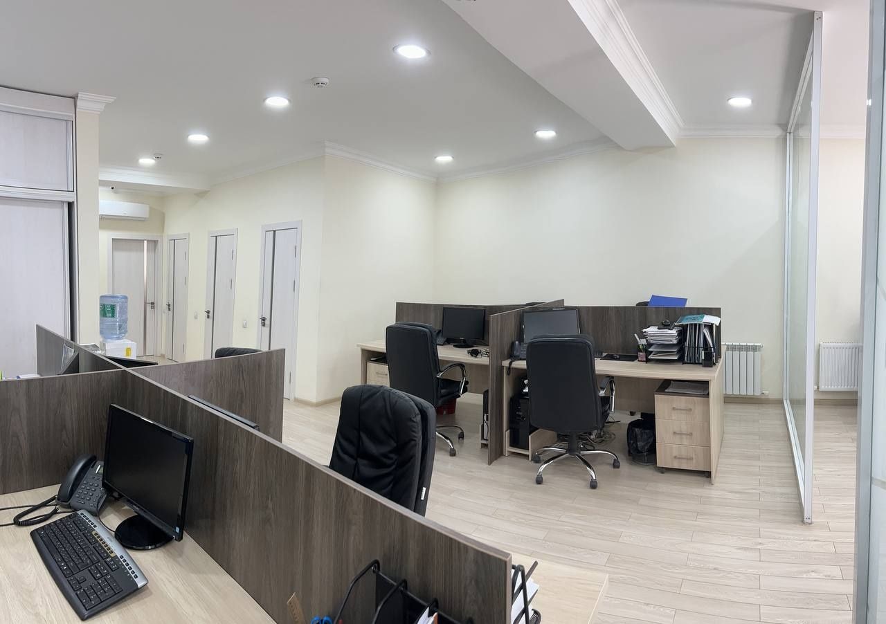 Офис на Паркентском
