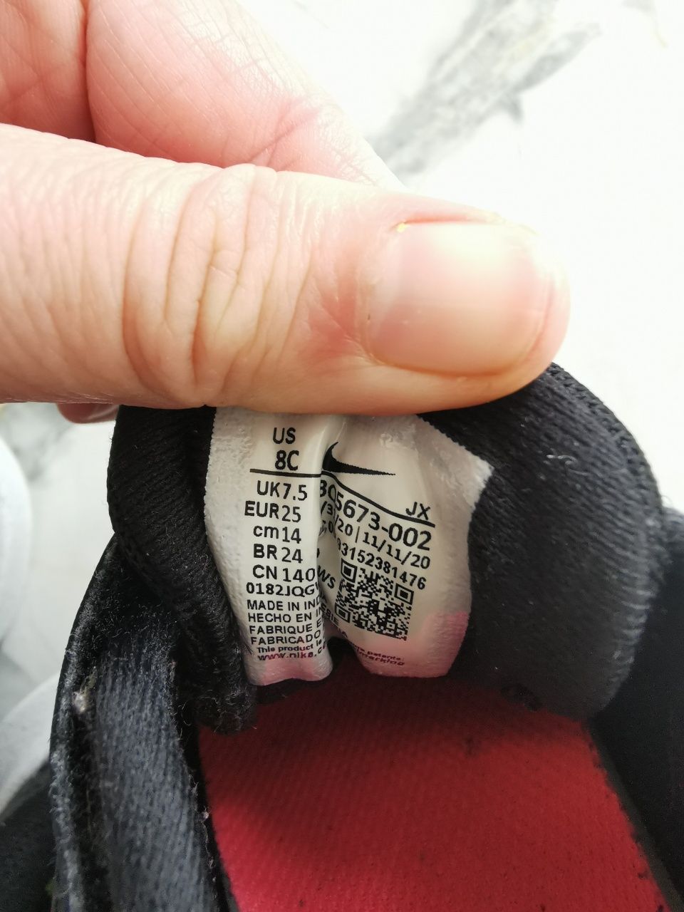 Vând adidași Nike fetite mărime 25