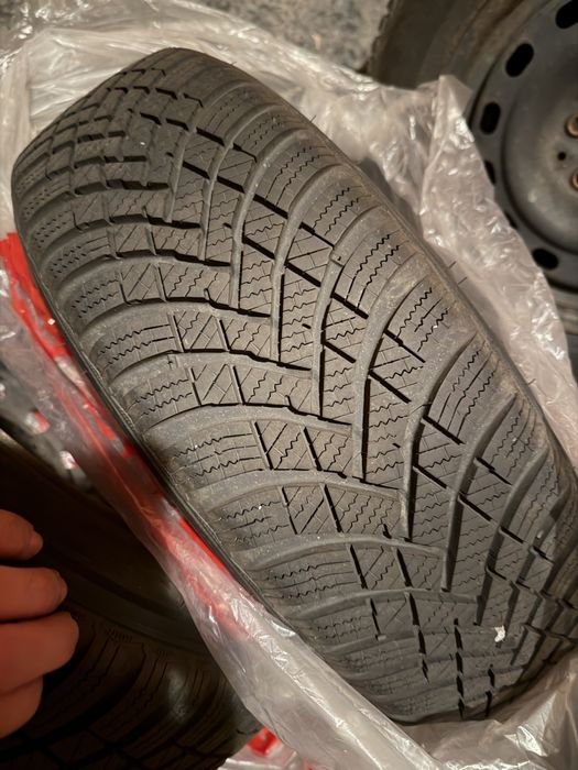 Зимни гуми Hankook 175/65/R14 с джанти за Renault Twingo