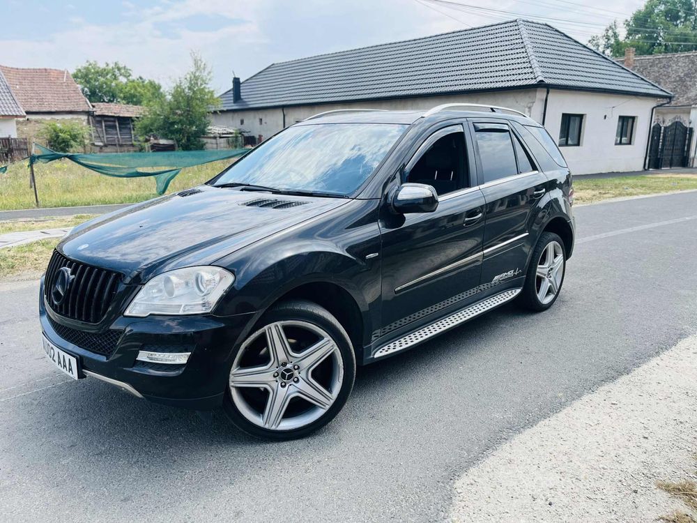 Vand mercedes ml350 pachet amg an 2010
