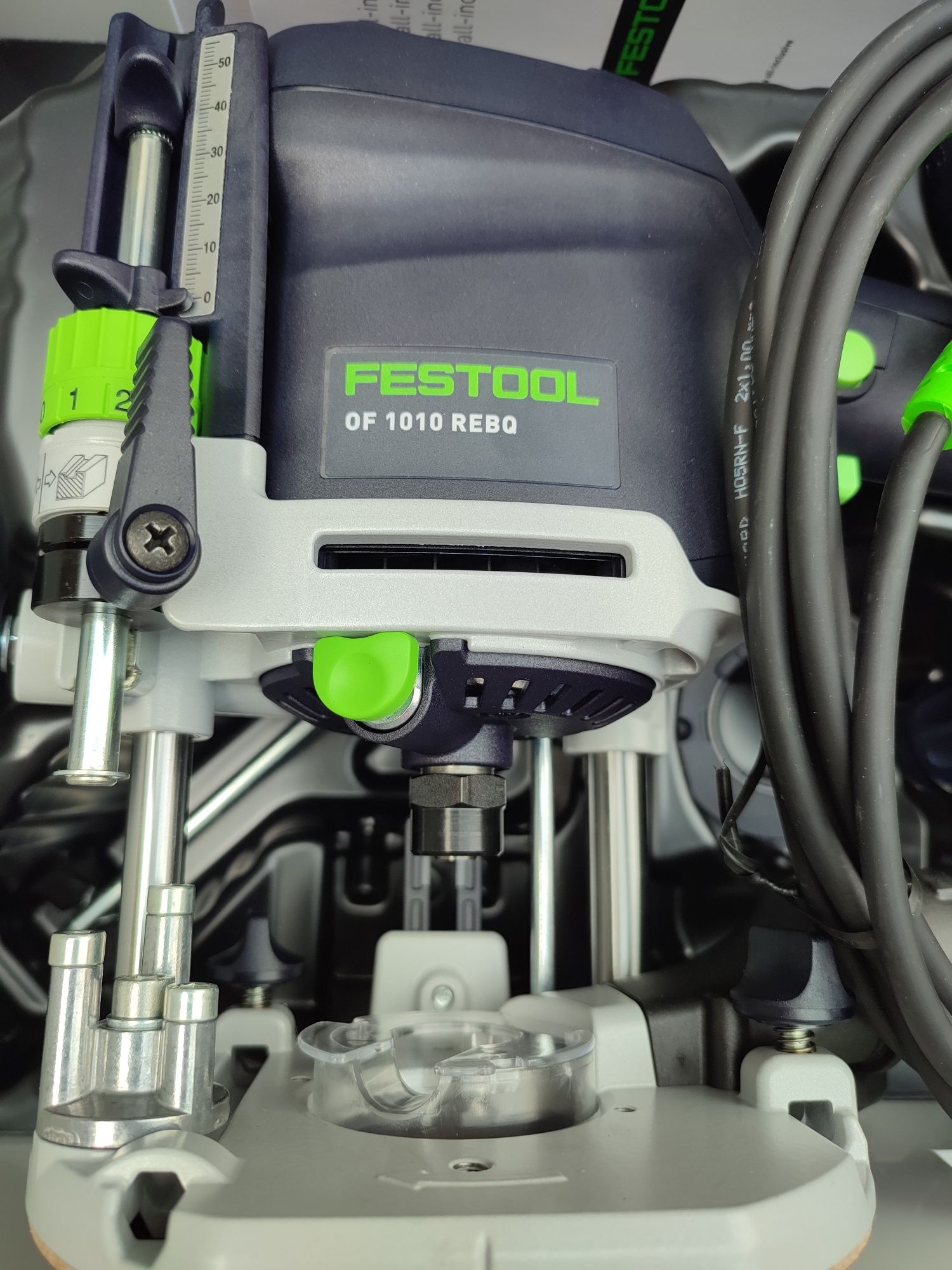 Festool oberfreza pe curent.