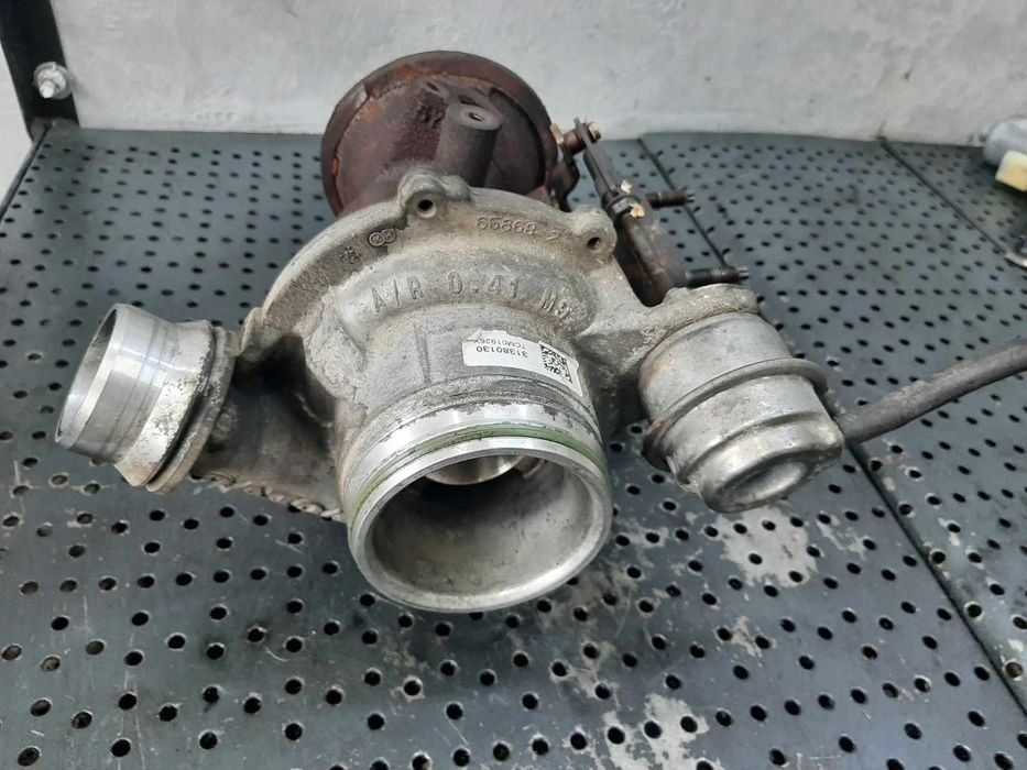 turbina  2.0 d d4204t8  volvo v40 v60 31380130  836264-1
