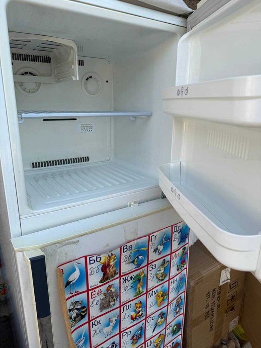 Холодильник продается