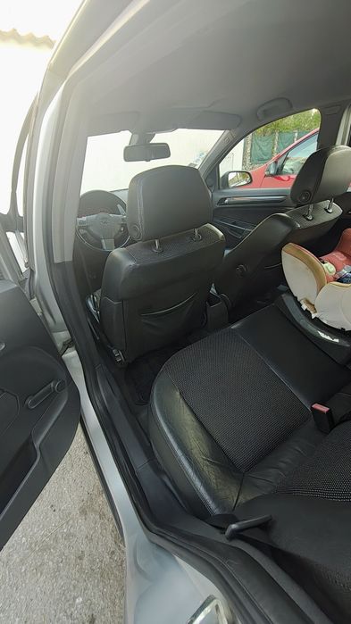 Opel Astra H 1.7 cdti Hatchback