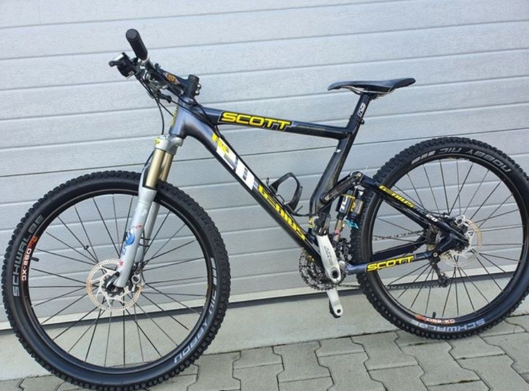 Bicicletă/mountain bike Scott Genius RC 20 Full
suspension /Carbon