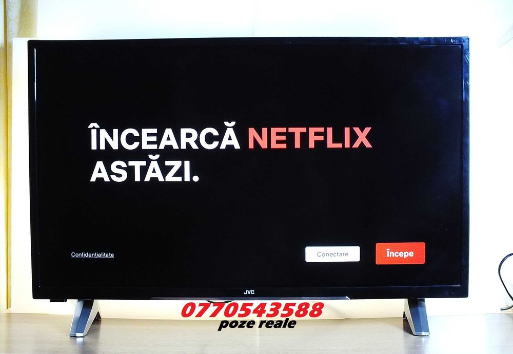 smart TV JVC cu diagonala de 81 cm