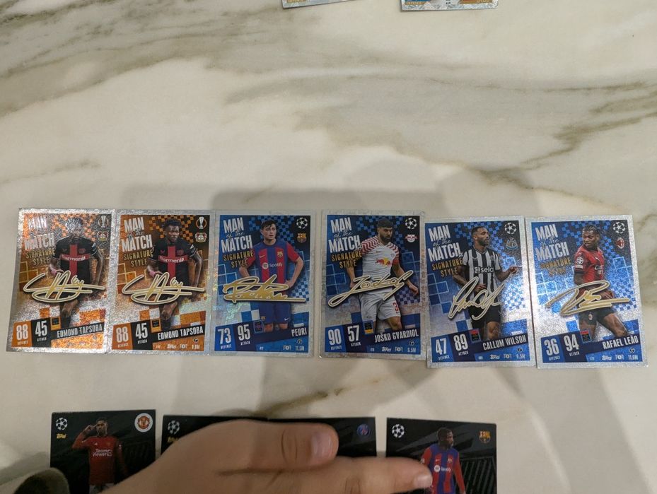 Футболни карти match attax