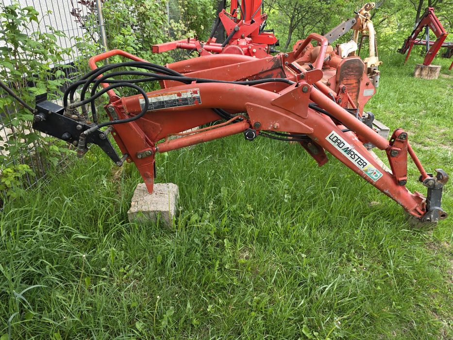 Vând freza japoneza yanmar si încărcător frontal