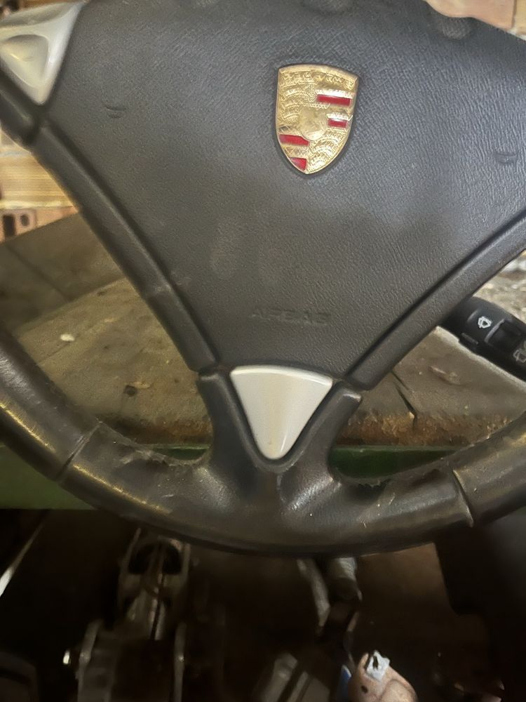Волан за Porshe Cayenne