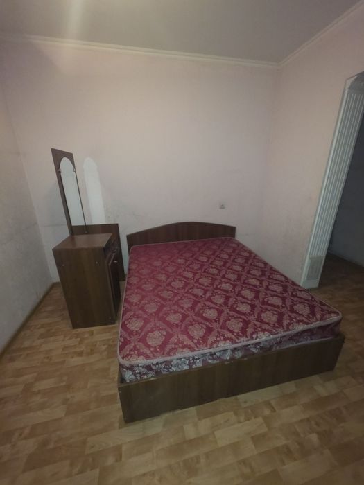 Бесплатно спальный гарнитур