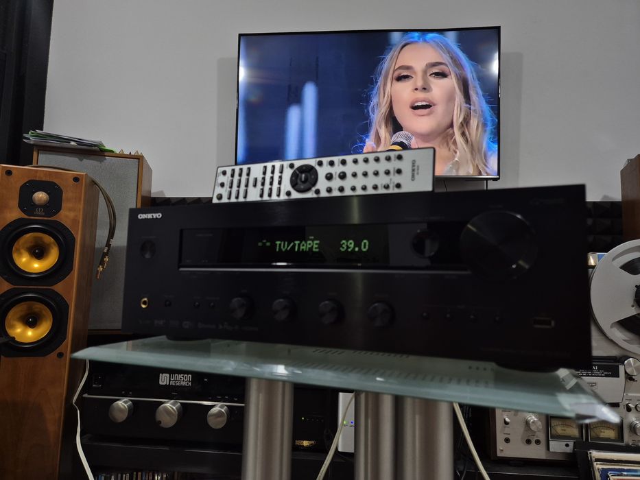 Onkyo TX 8270 Receiver Stereo Top Bluetooth HDMI arc Wifi Dab