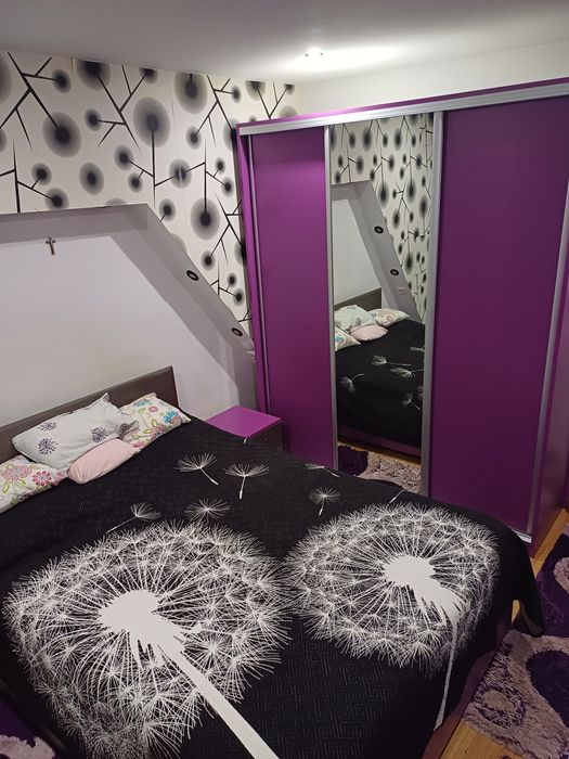Vând apartament cu două camere