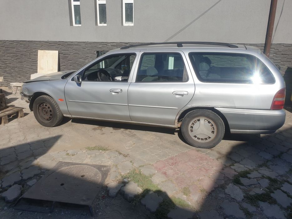 Dezmembrez Ford Mondeo