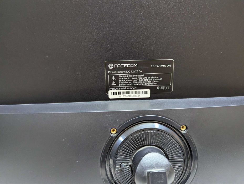 Продается игровой монитор Facecom 27