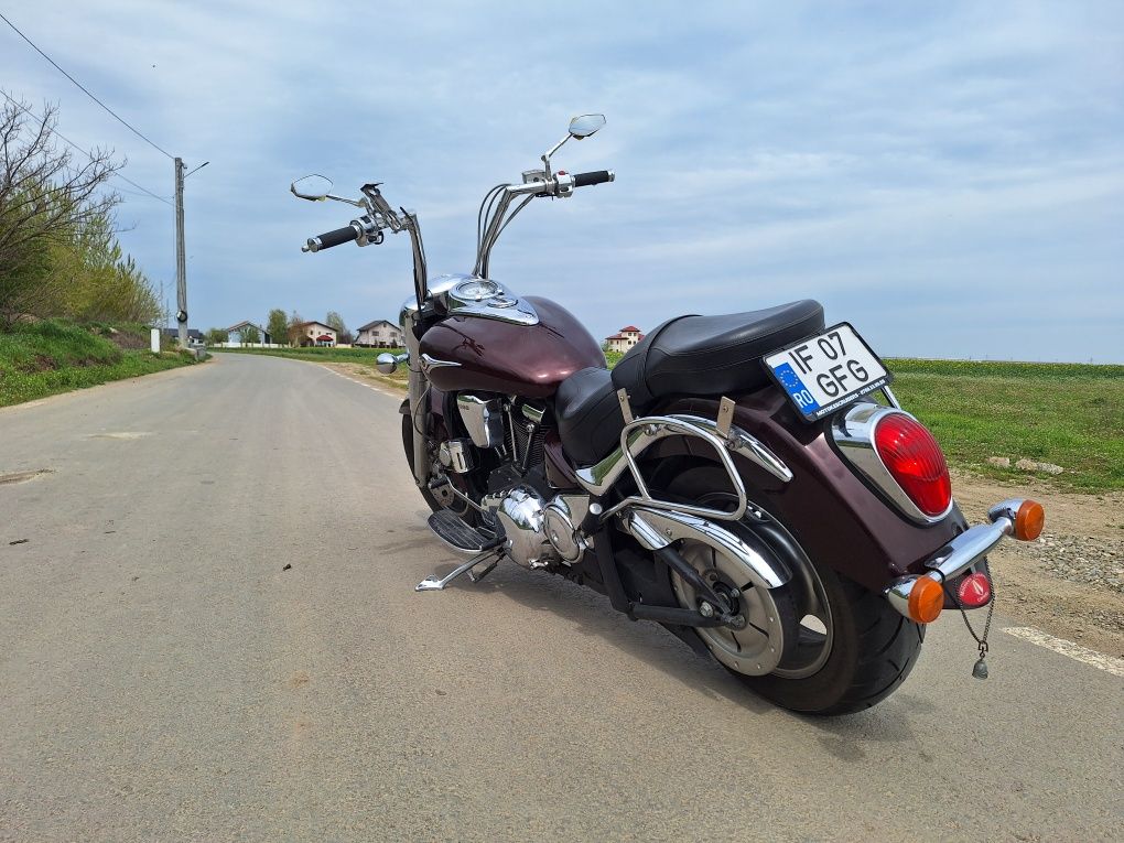 Vând Kawasaki Vn 2000