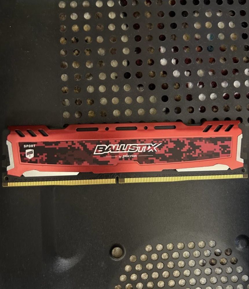Оперативная память DDR4, 2400, CL 16
