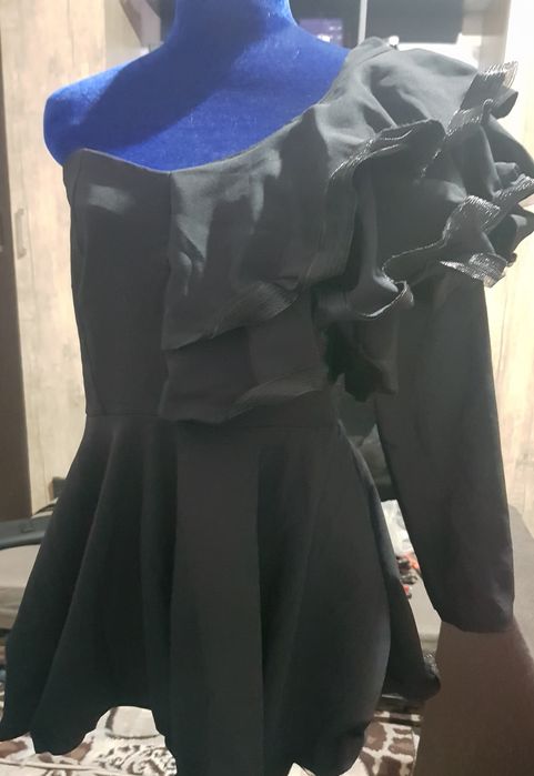 Шикарная вечерная кофта одета 1раз куплена в бутике за 80$