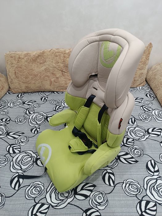 Столче за кола 2 в 1