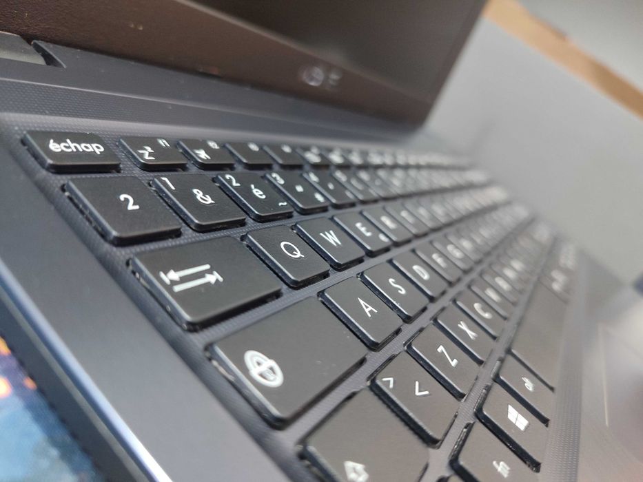 Ноутбук офисный Asus Intel Celeron N4020