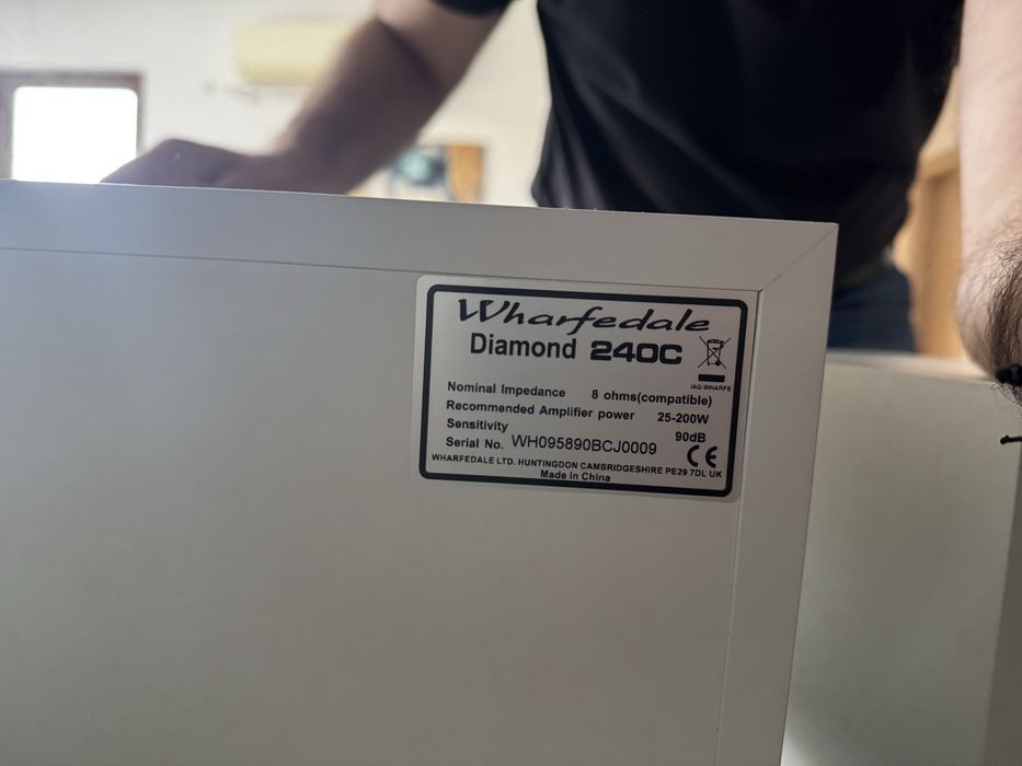 Boxe podea - Tower Speakers - Wharfedale Diamond 230