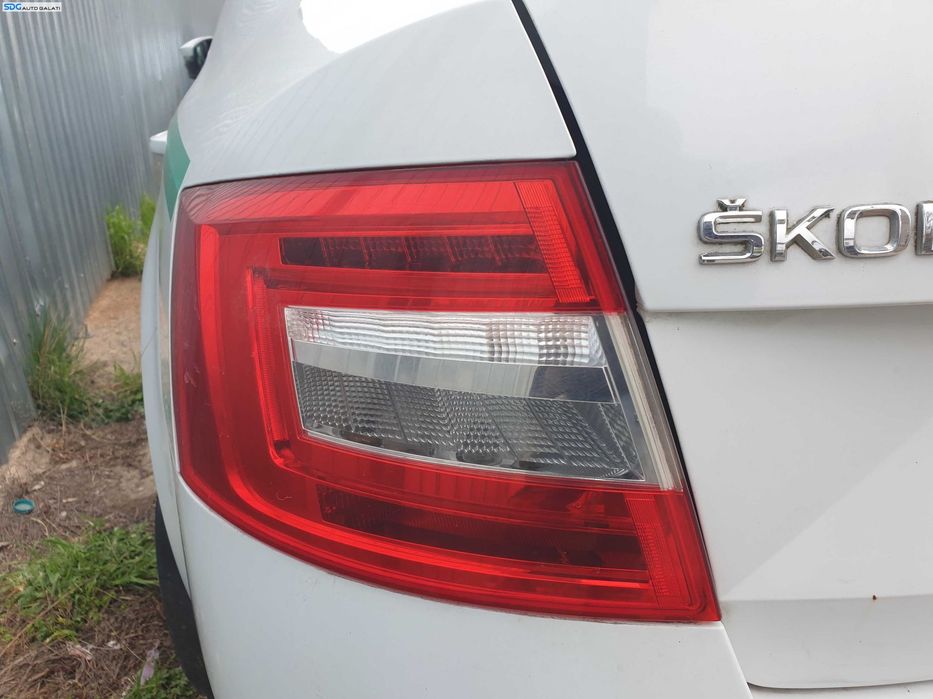 Tripla Lampa Stop Led Stanga Skoda Octavia 3 Hatchback Berlina 2013 - 2020 [K4810]