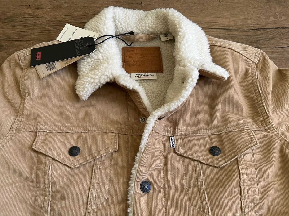 Чистo ново, оригинално яке Levi's Men's Type 3 Sherpa Trucker