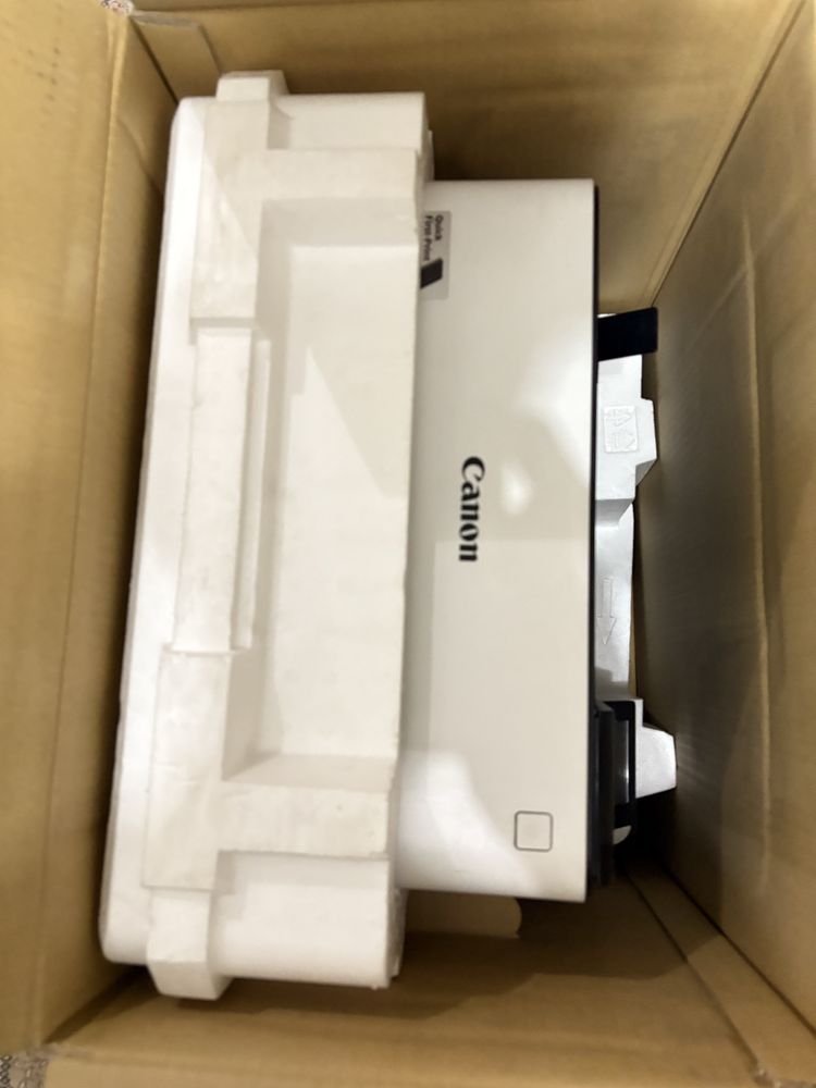 Принтер  i-sensys LBP621Cw
