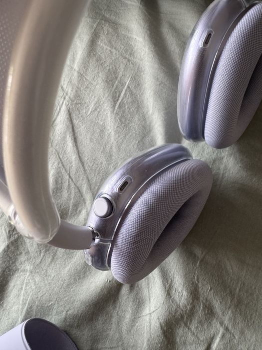 AirPods Max (Gen 2)