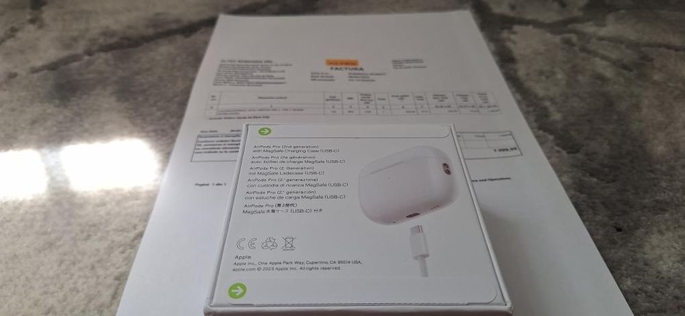 vand airpods pro second genration sigilate negociabil