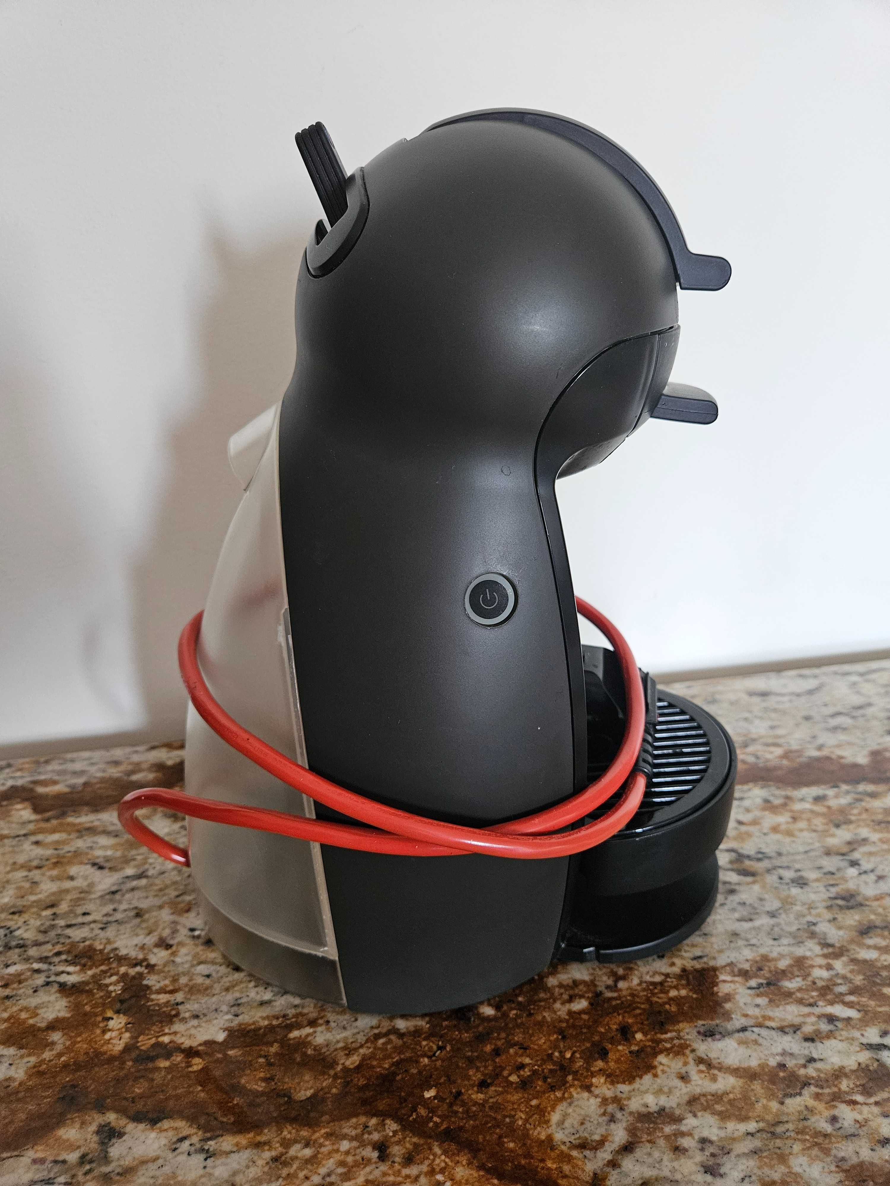 Кафемашина с капсули Nescafe Dolce Gusto Krups работи, за части