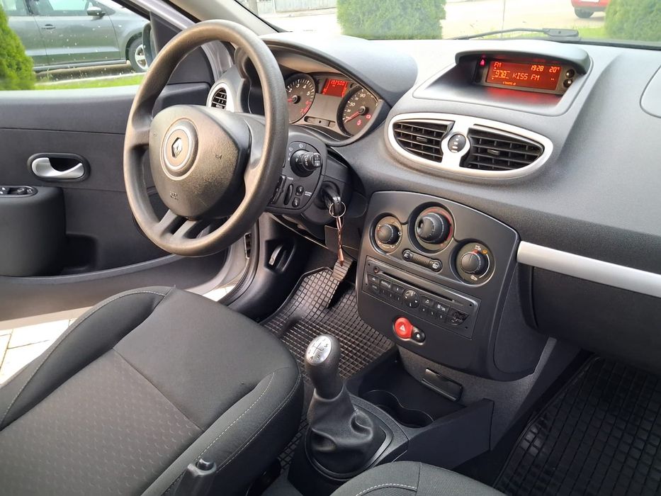 Renault clio 2010 1.2 benzina