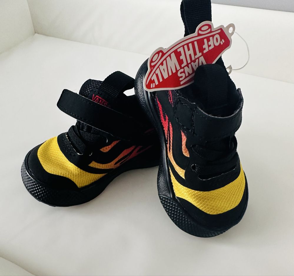 Бебешки обувки Vans