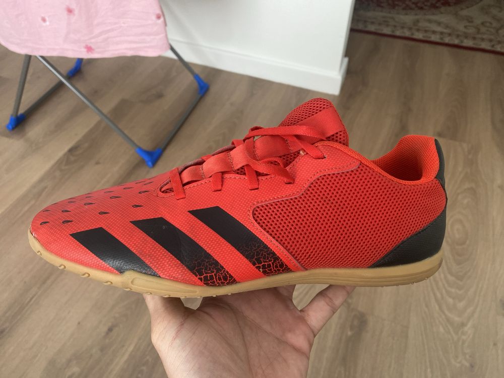 Adidas Predator (зальники)