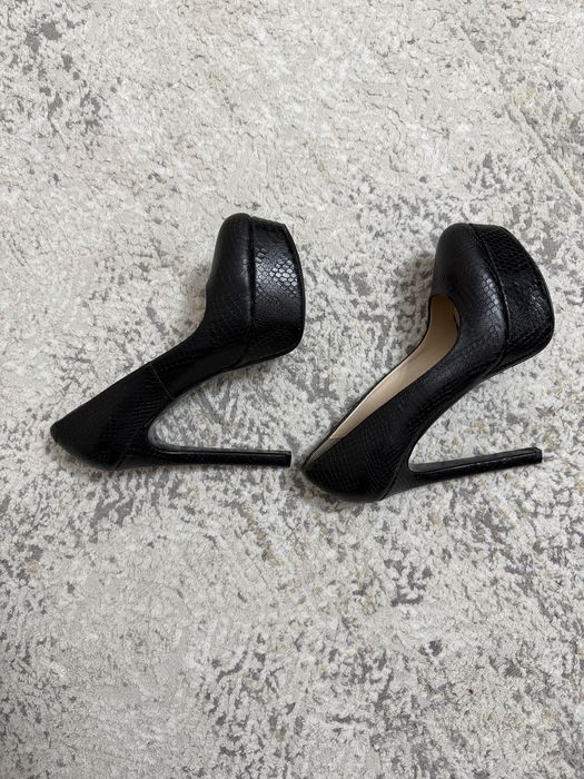 Новые туфли 12 см новые кожа италия 37