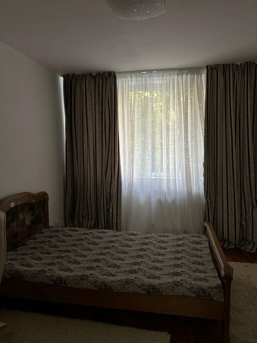 Închiriez o camera unui tânăr. Zona Doamna Ghica - Tei