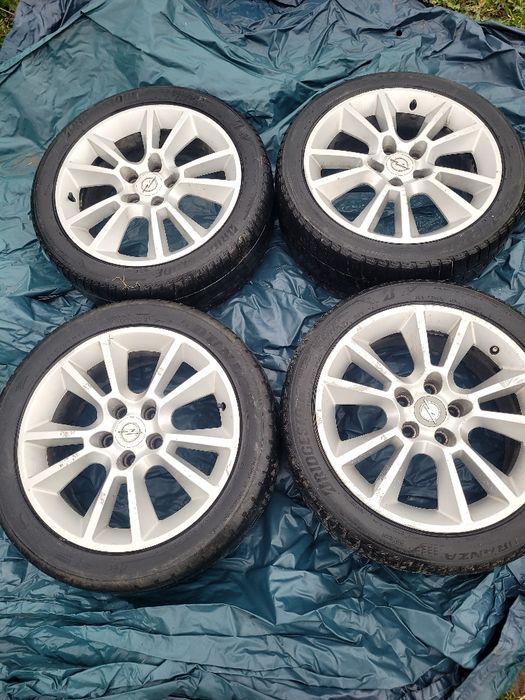 Vând jante 5×110 R17